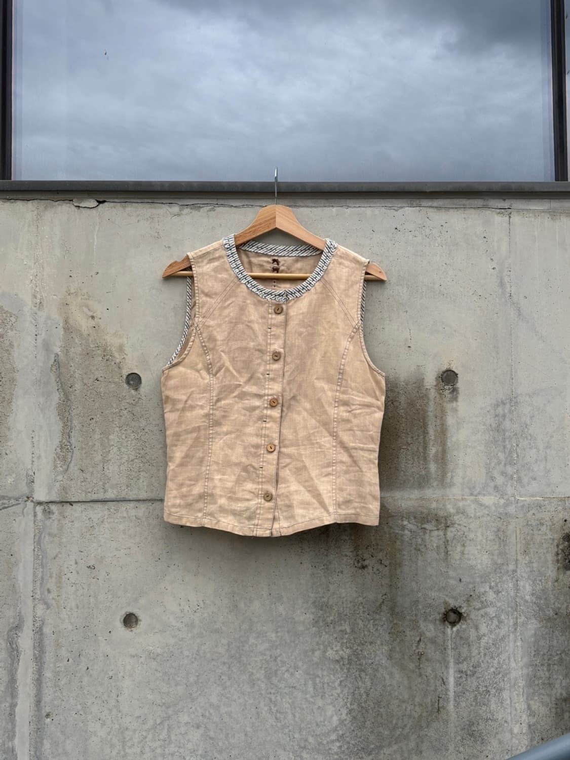 Japanese Beige Button Vest 상품이미지4