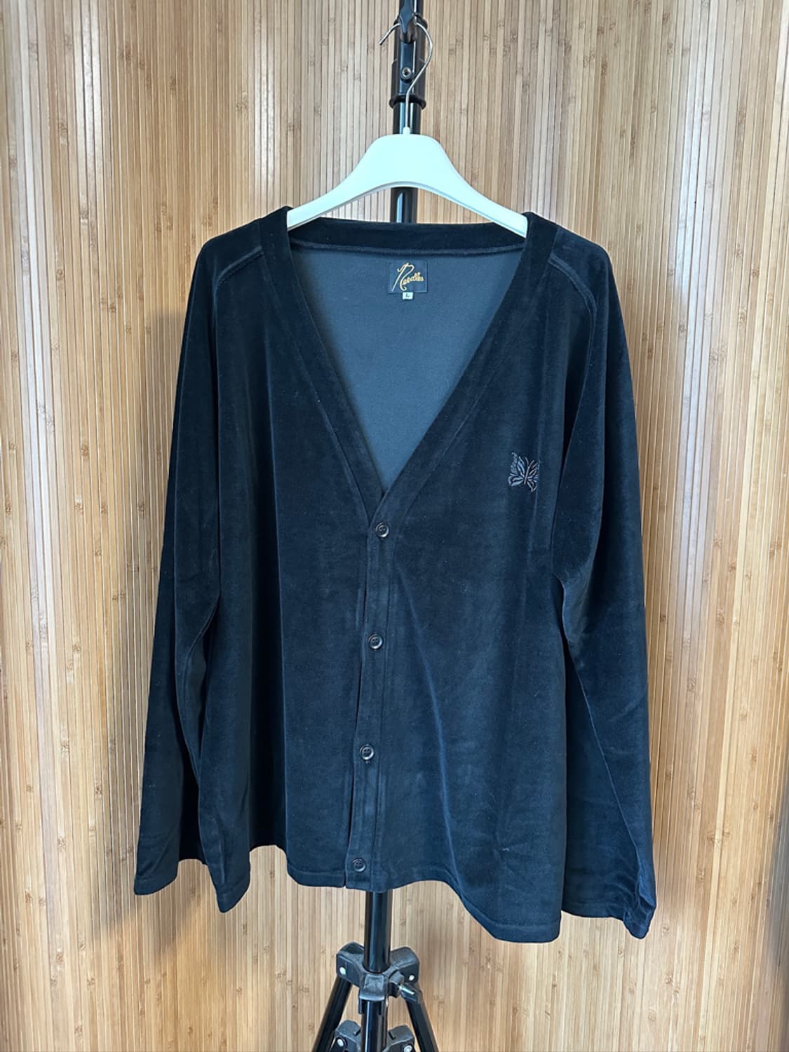 니들스 브이넥 가디건 벨루어  상품이미지3