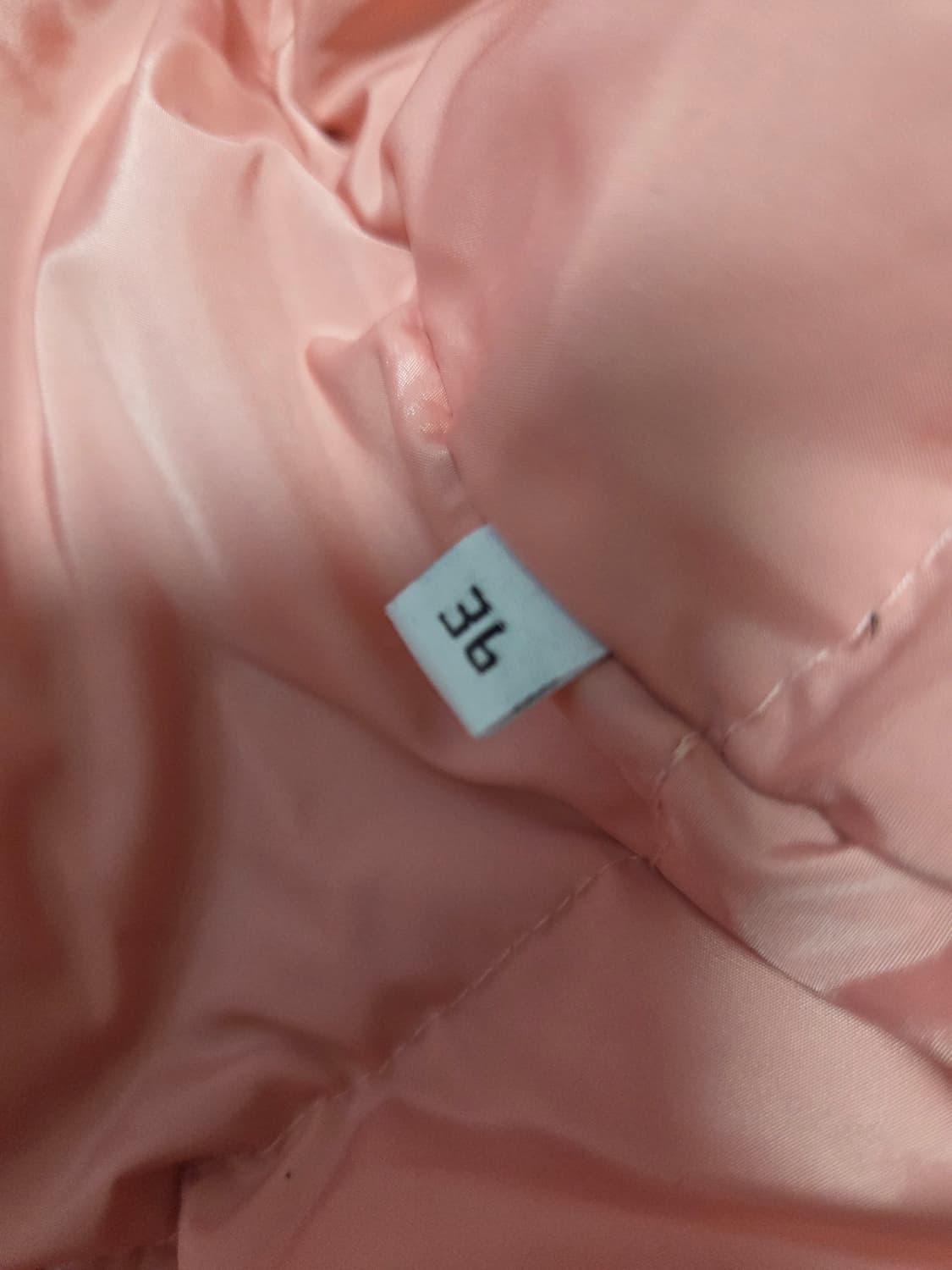 아크네스튜디오 여성 롱패딩 상품이미지5