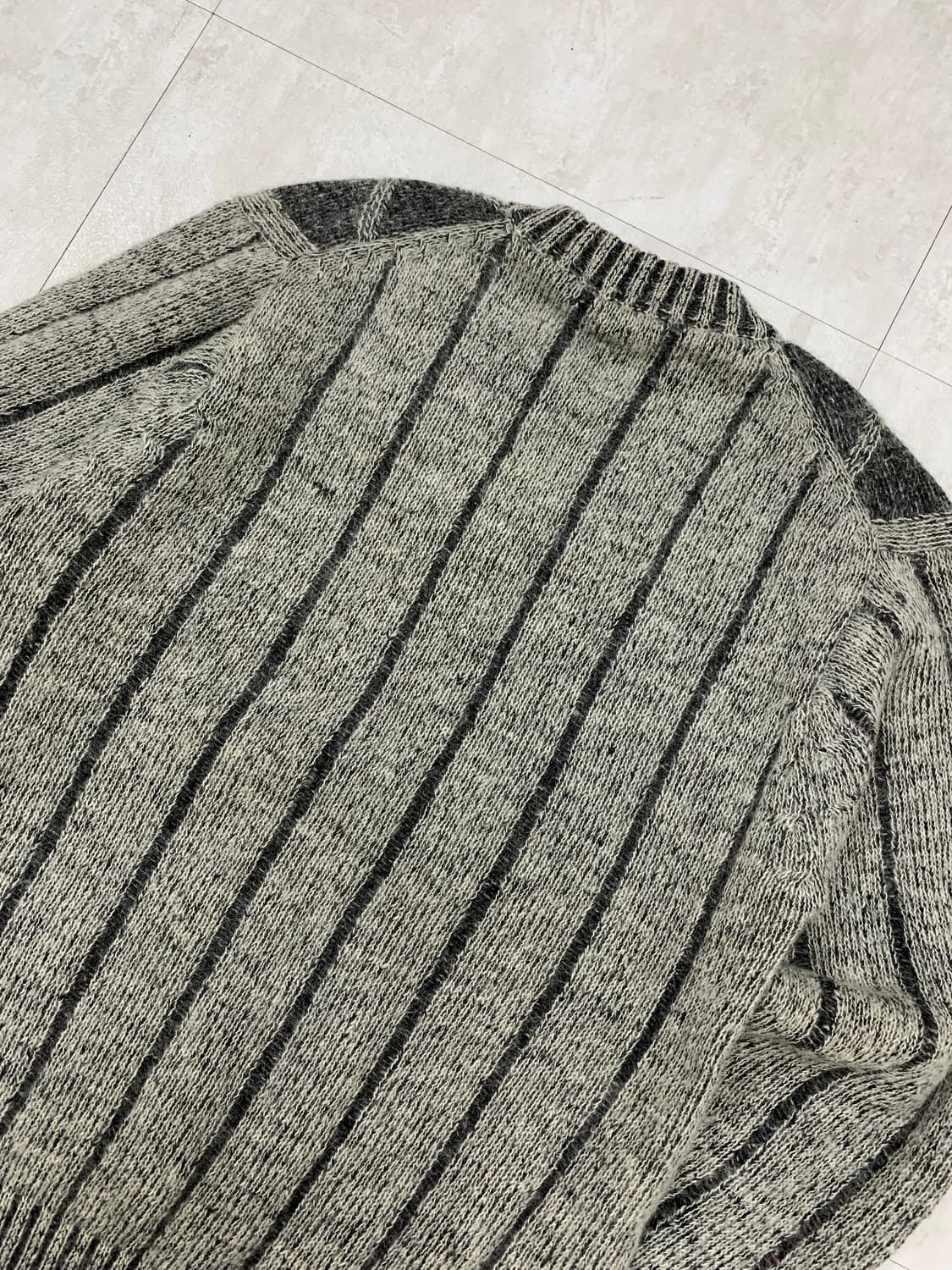 Lind bergh 패턴 브이넥 니트 #405 상품이미지7