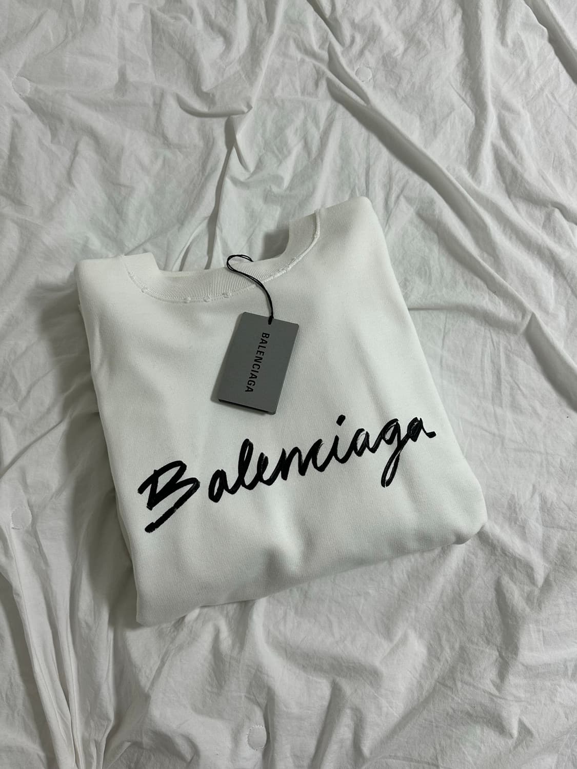 발렌시아가 스크리블 로고 맨투맨 xs 새상품 상품이미지1