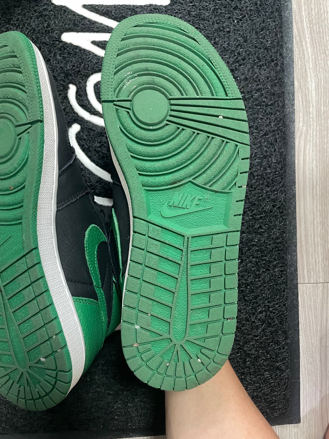 나이키 조던1 파인그린 상품이미지7