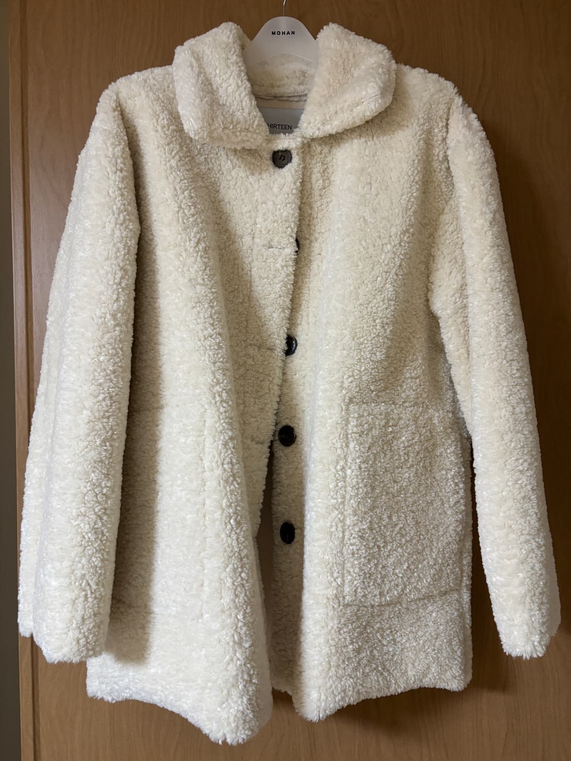 얀13 duffle 무스탕 자켓 상품이미지3