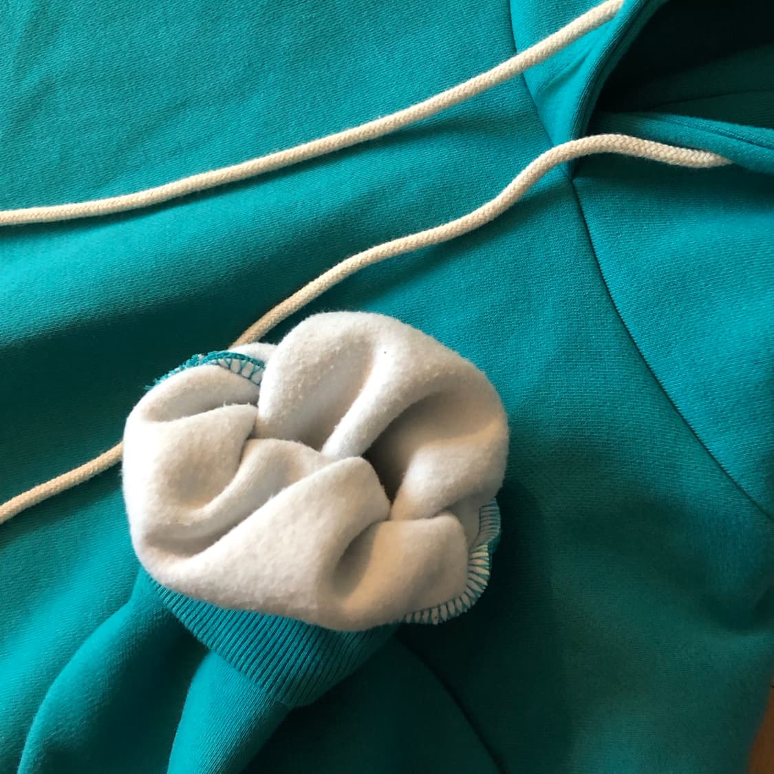 멜팅픽셀 청록 후드티  상품이미지3