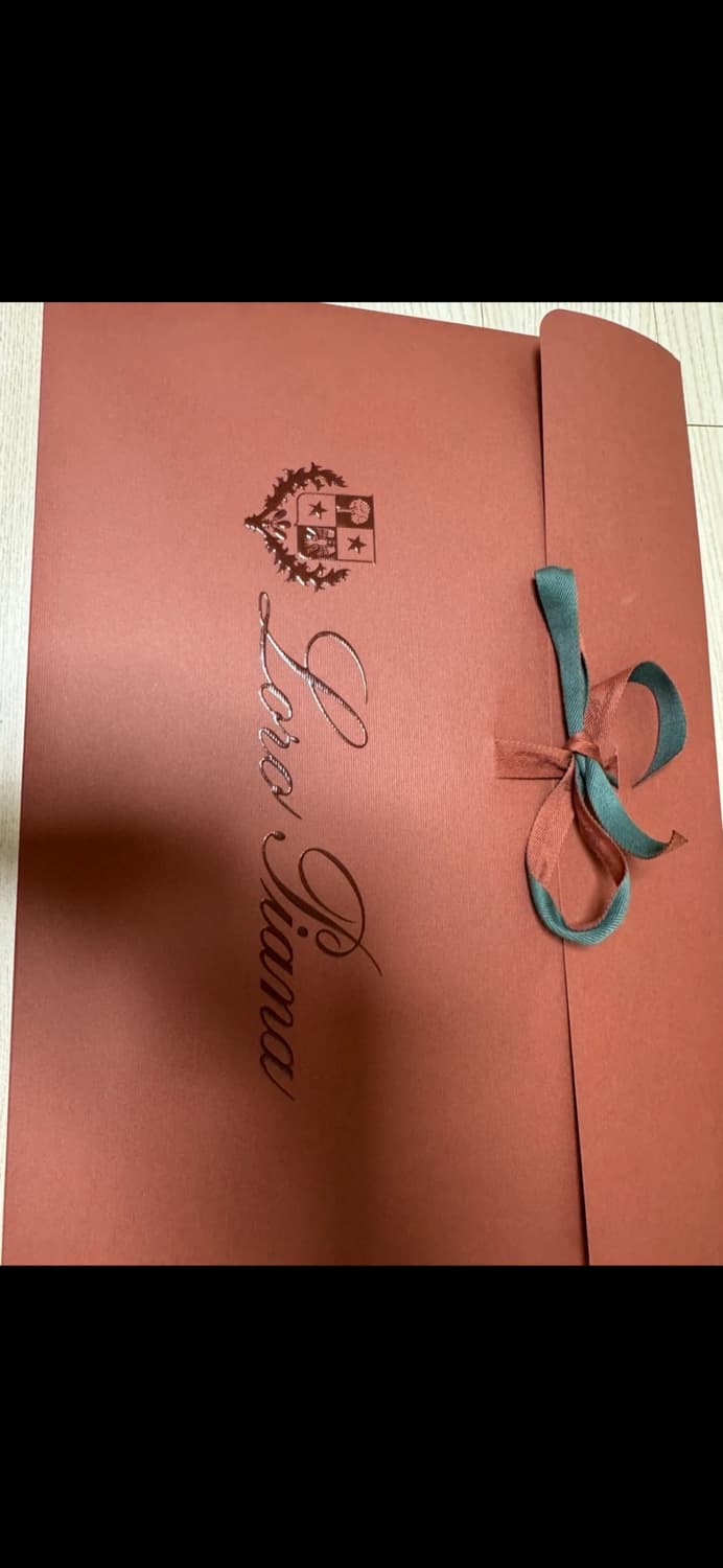 (새상품) 로로피아나 베이비 캐시미어 니트 상품이미지2