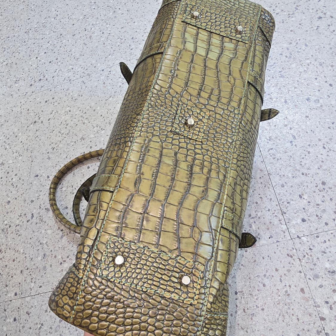 FINO LEATHERWEAR 크로커 엠보 레더 토트백 상품이미지4