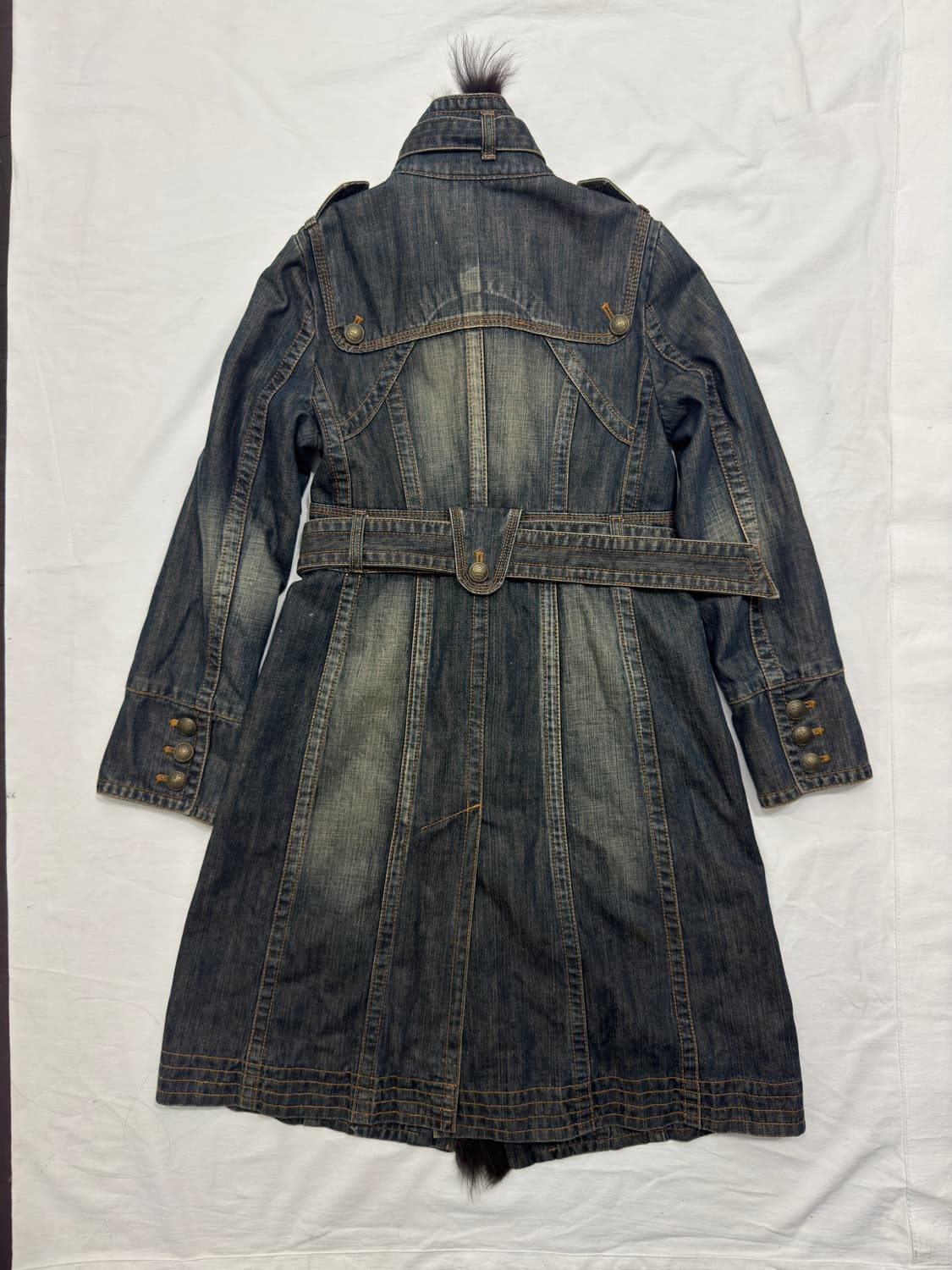 fox fur detail denim long jacket 상품이미지5