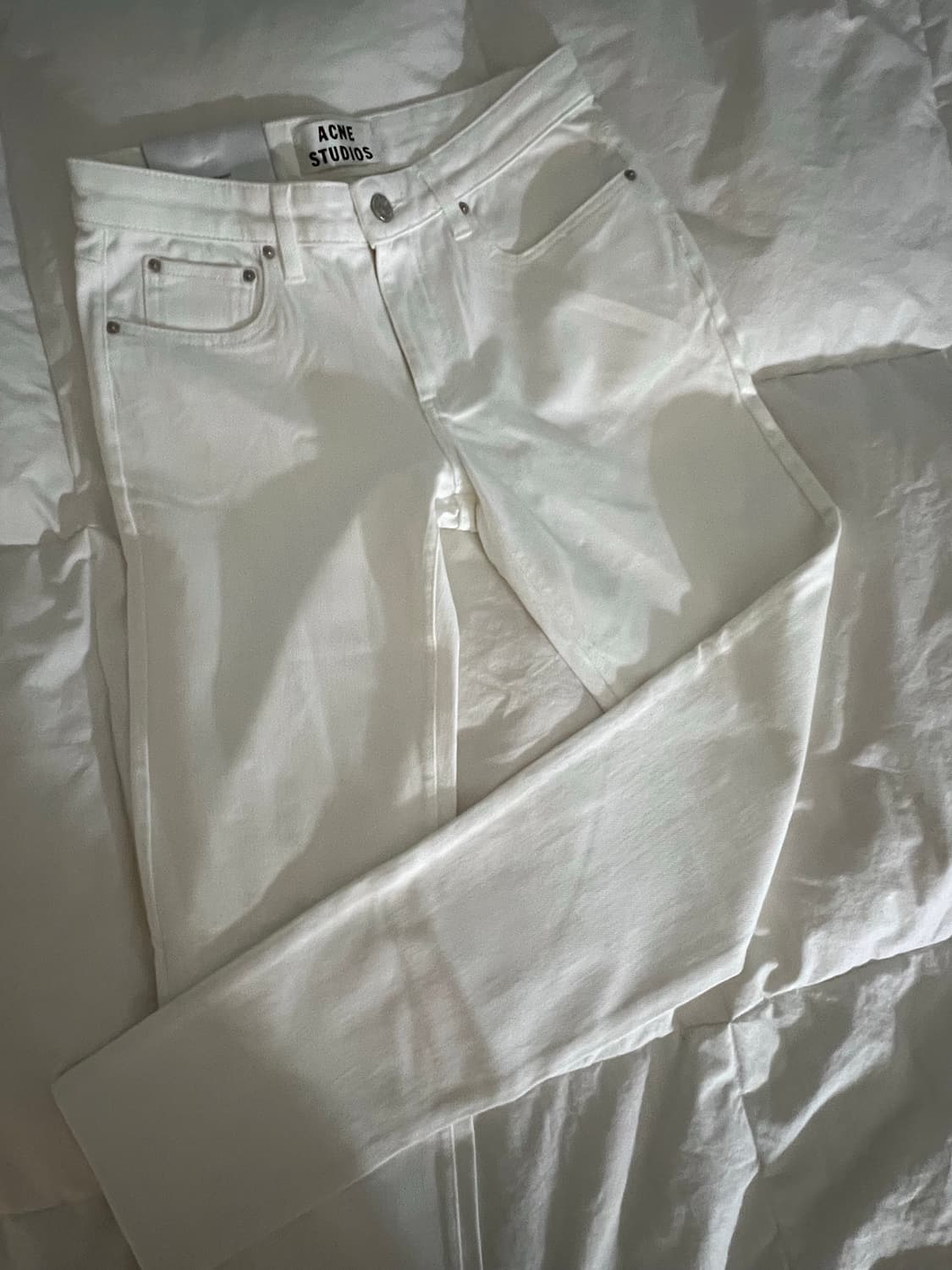 아크네 데님팬츠 정품 상품이미지1