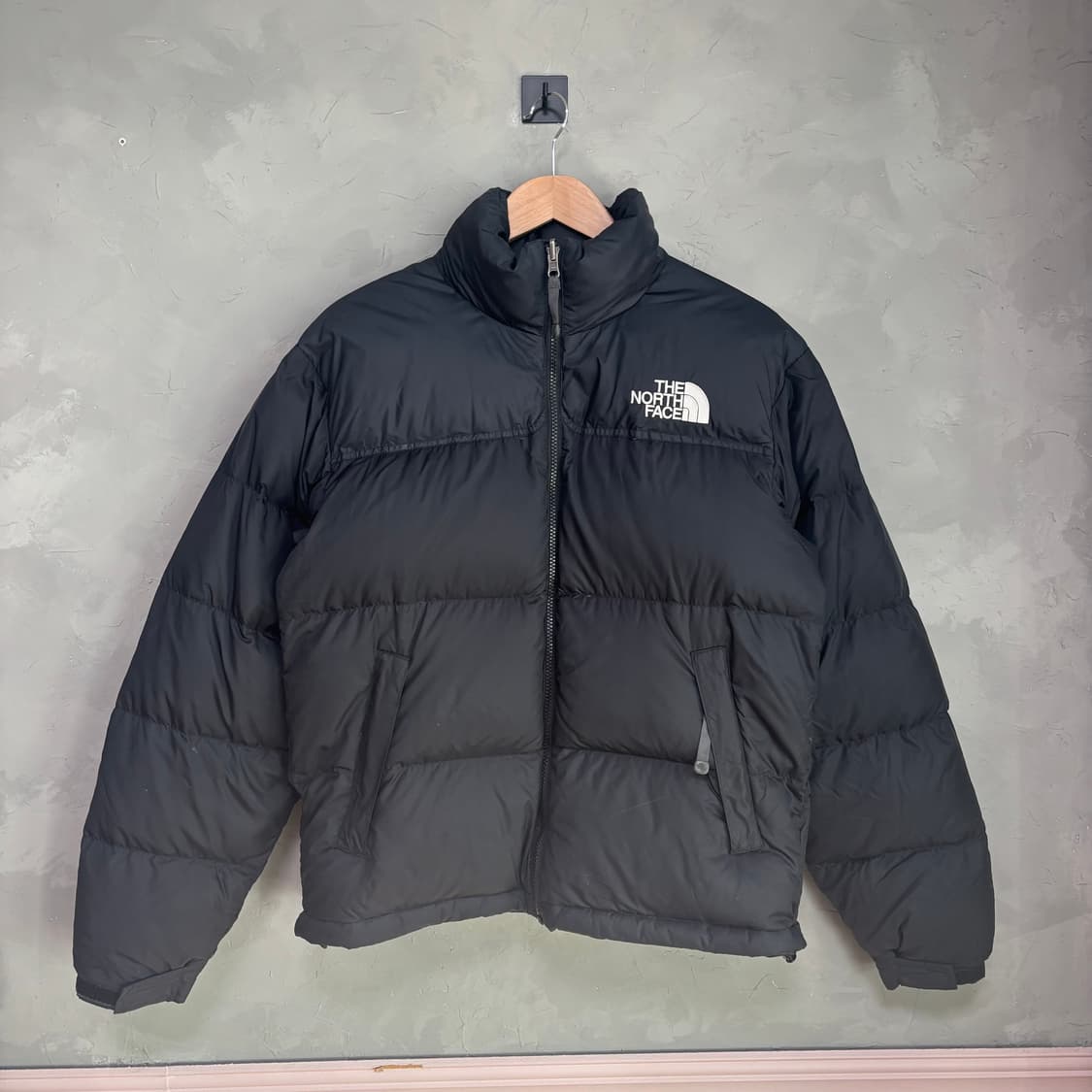 노스페이스 700 눕시 구스다운 패딩 무광 블랙 상품이미지1