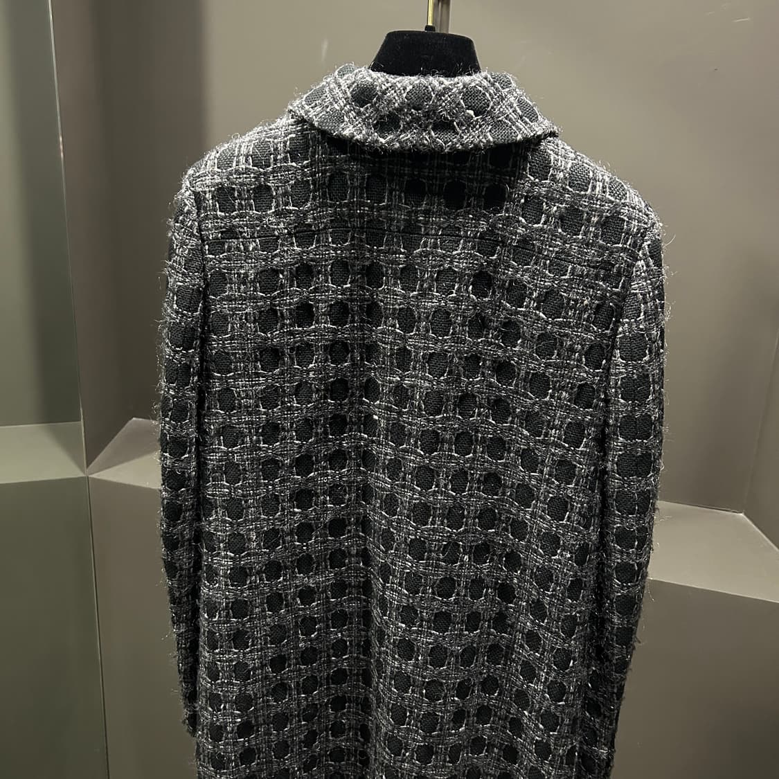 샤넬 런웨이 컬렉션 모헤어 트위드 코트 상품이미지8