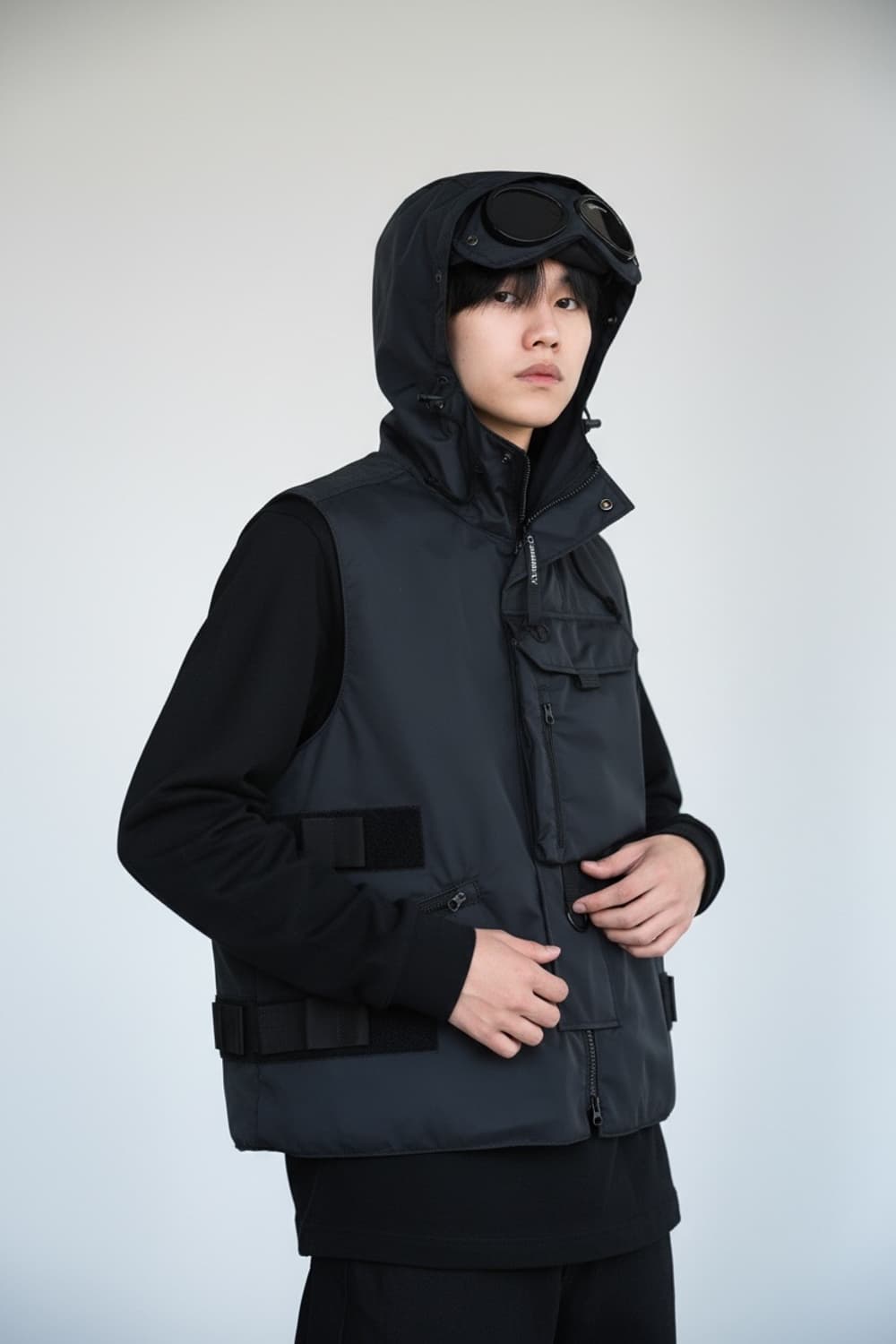 준야 와타나베 꼼데가르송 x CP 컴퍼니 패딩 페널베스트 상품이미지2