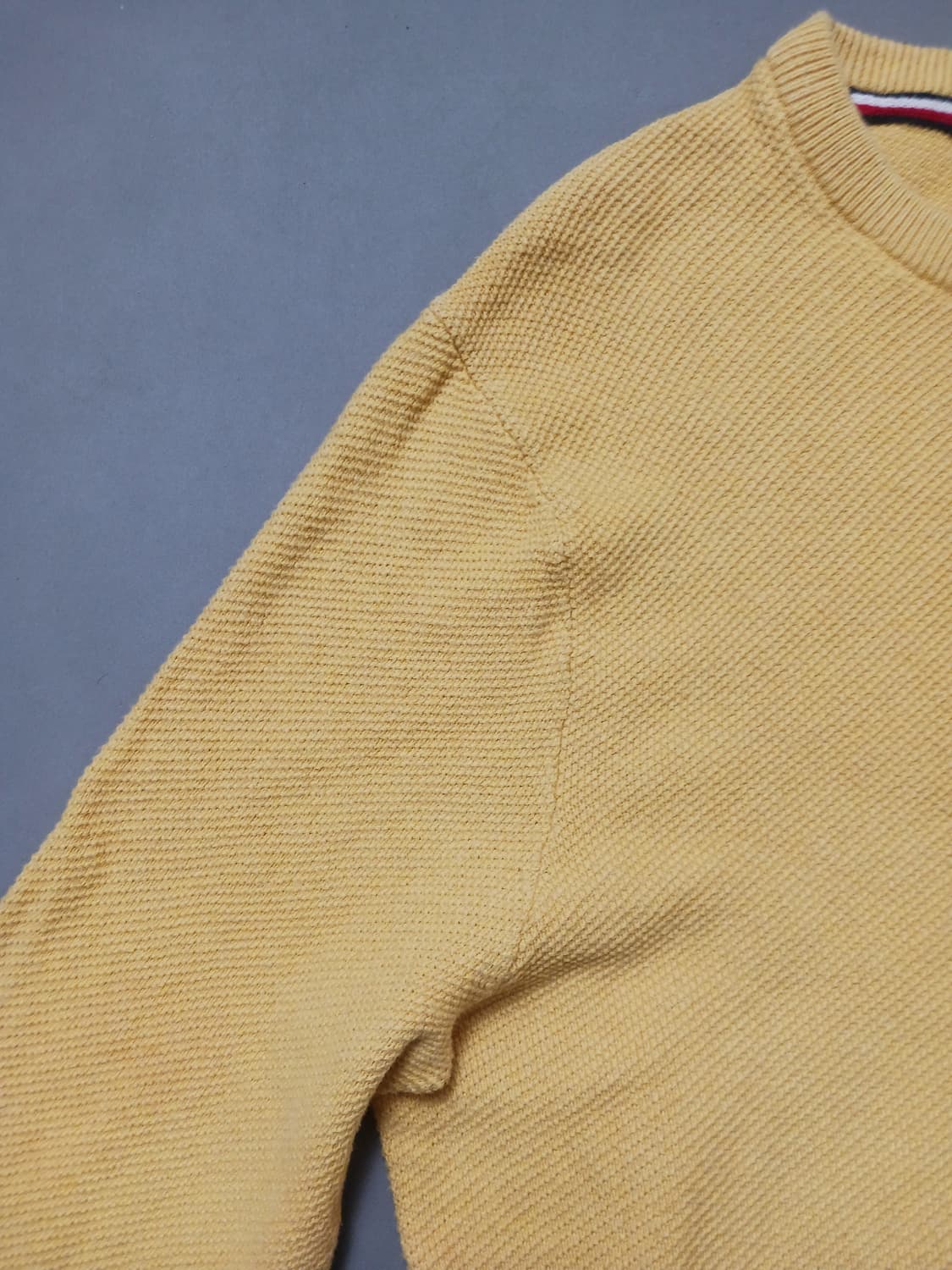 [L] 타미힐피거 와플 머스타드 라운드넥 니트 상품이미지6