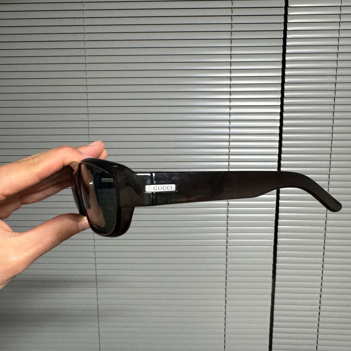 Gucci Black Sunglasses 상품이미지1