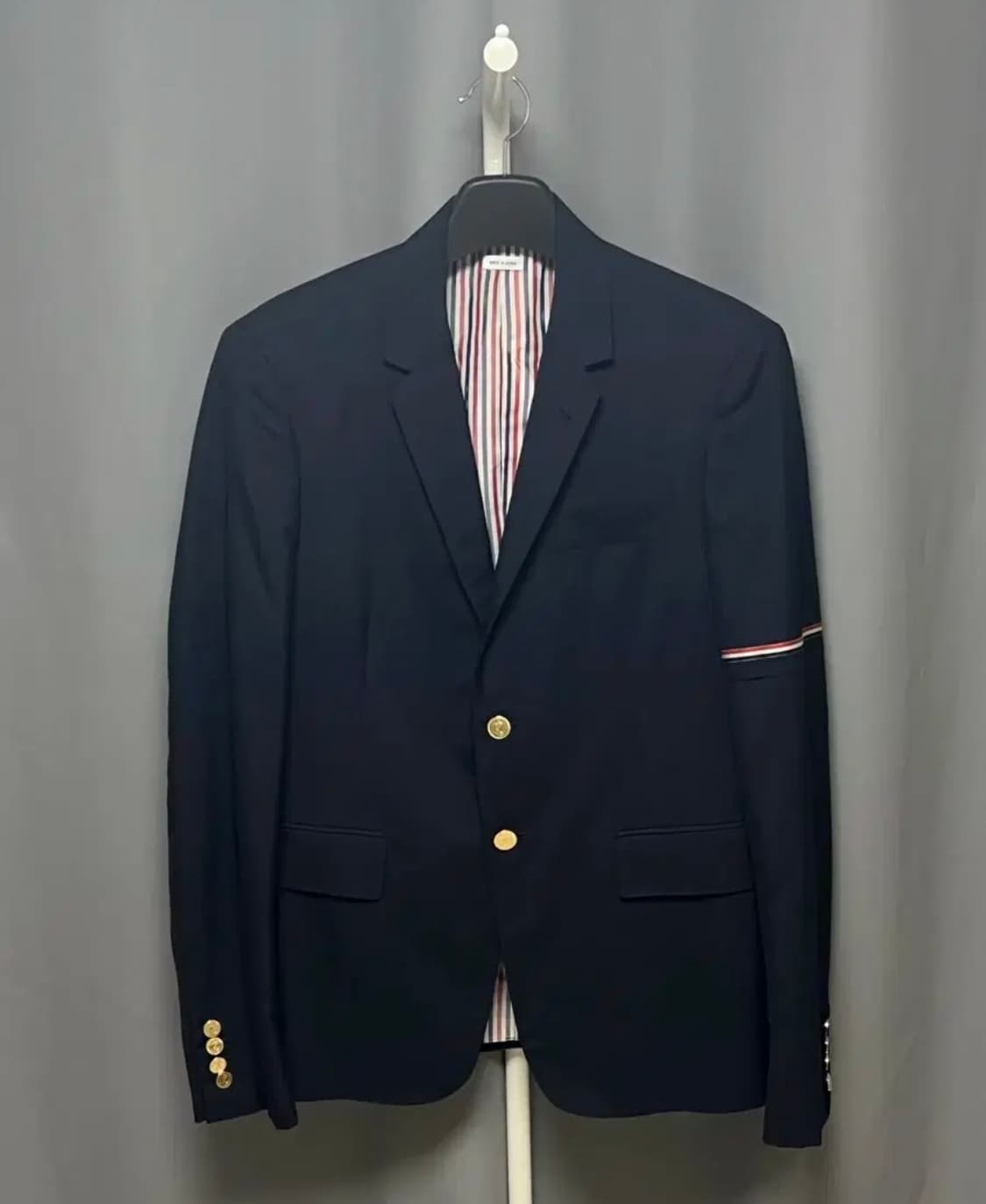 톰브라운 암밴드 블레이저(사이즈5) 상품이미지1