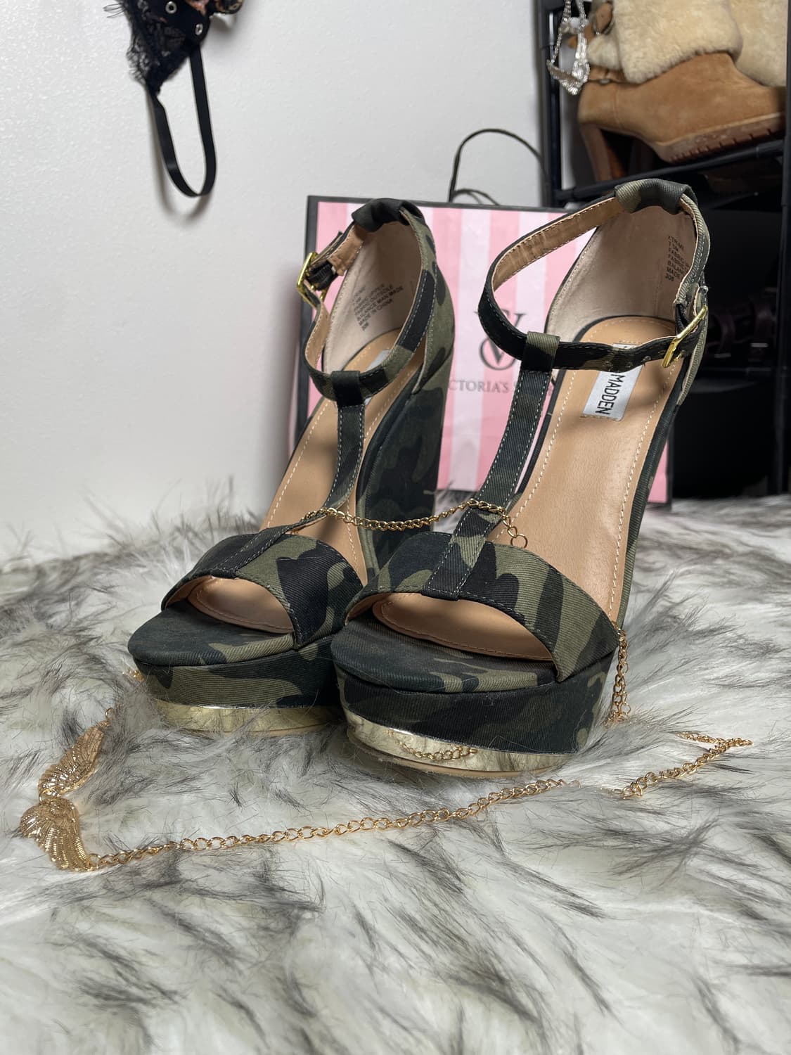 STEVE MADDEN 카모 웨지힐 샌들 버클 상품이미지3