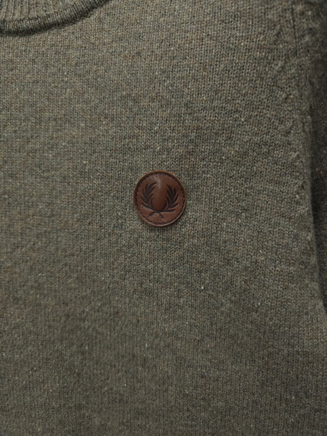 프레드페리 남성 100% 램스울 자수 패치 니트 (95) 상품이미지3