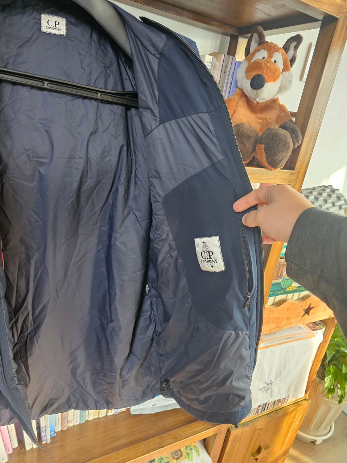 cp 씨피컴퍼니 네이비 프로텍 패딩 자켓 팔아요 렌즈 상품이미지7