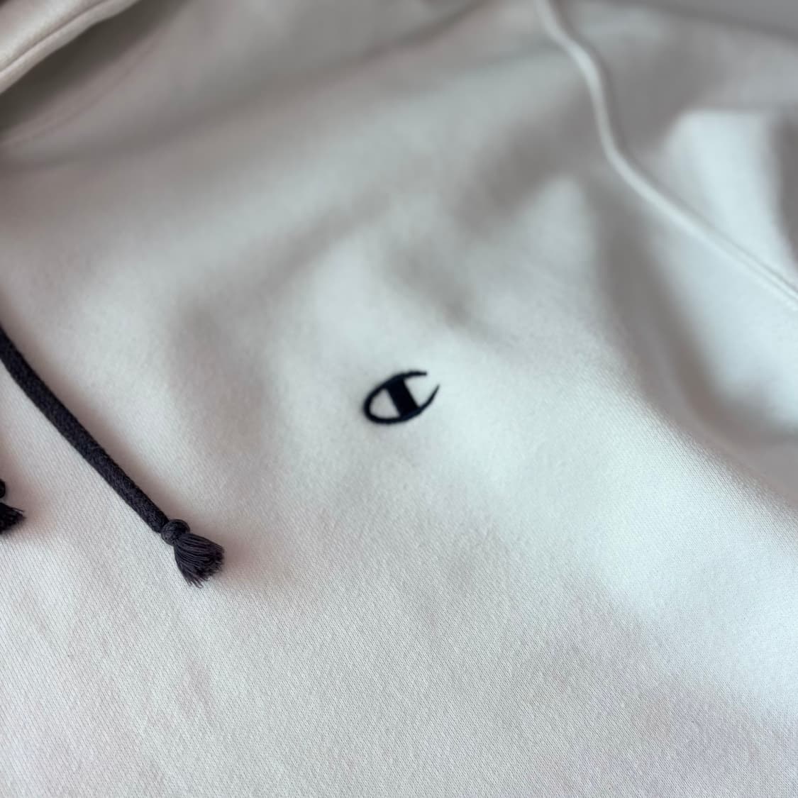 챔피온 화이트 라인 디테일 후드 티셔츠 상품이미지2