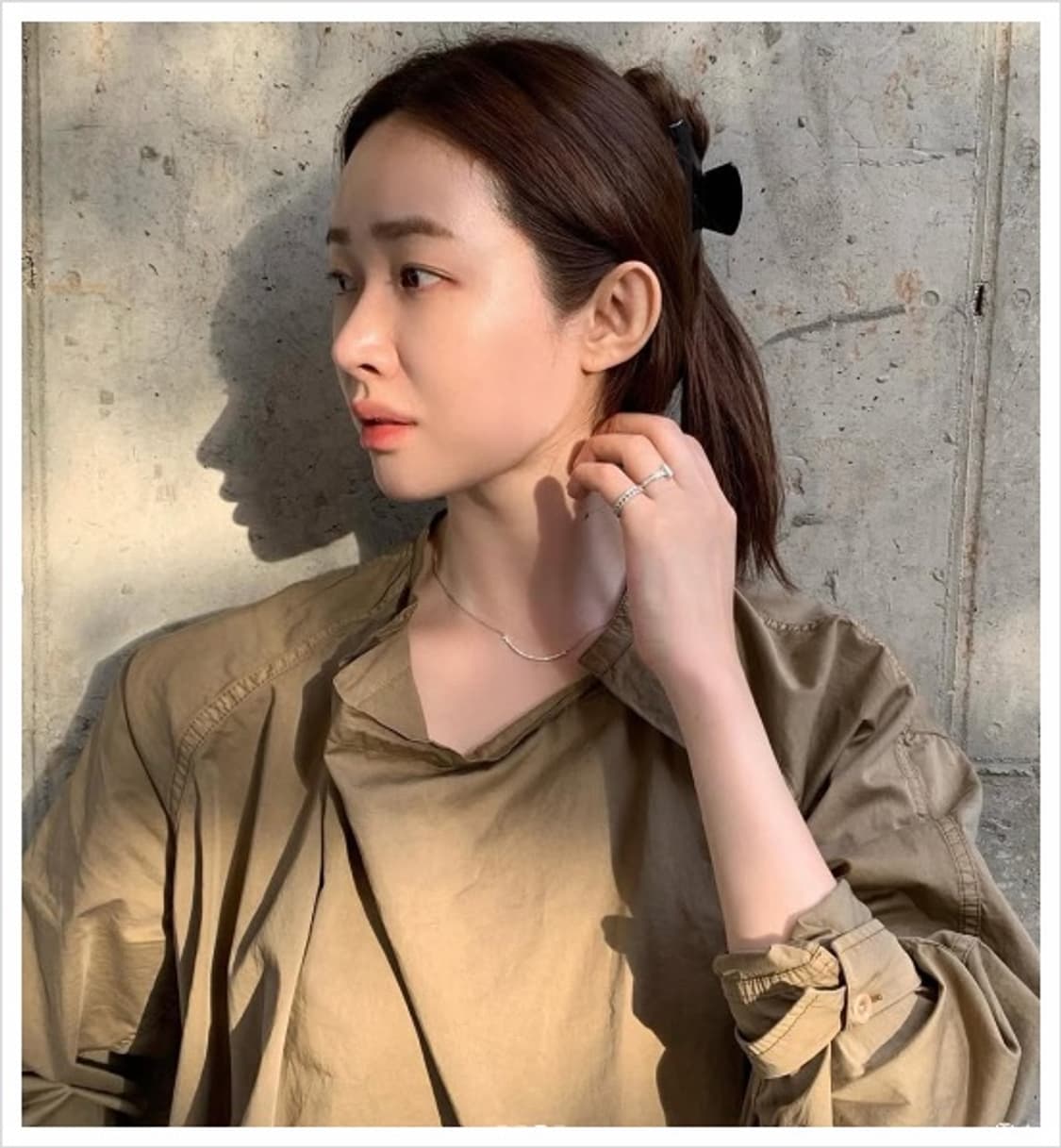 Lemaire 르메르 비대칭 셔링 블라우스 36사이즈 상품이미지2