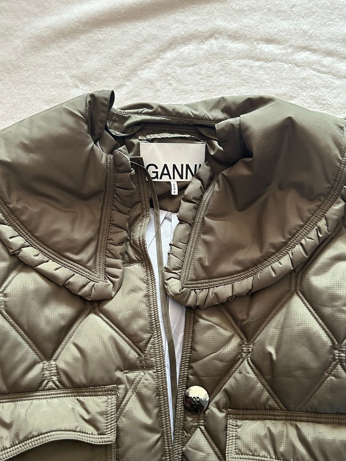 GANNI 가니 퀼팅 자켓 카키 상품이미지3