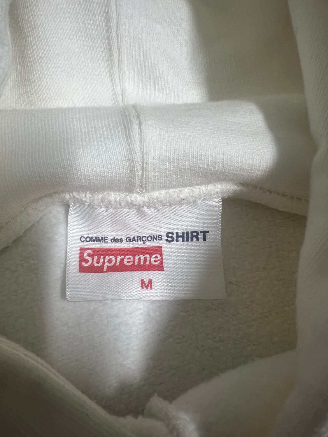 슈프림 x 꼼데 박스로고 후드 화이트 M 상품이미지5