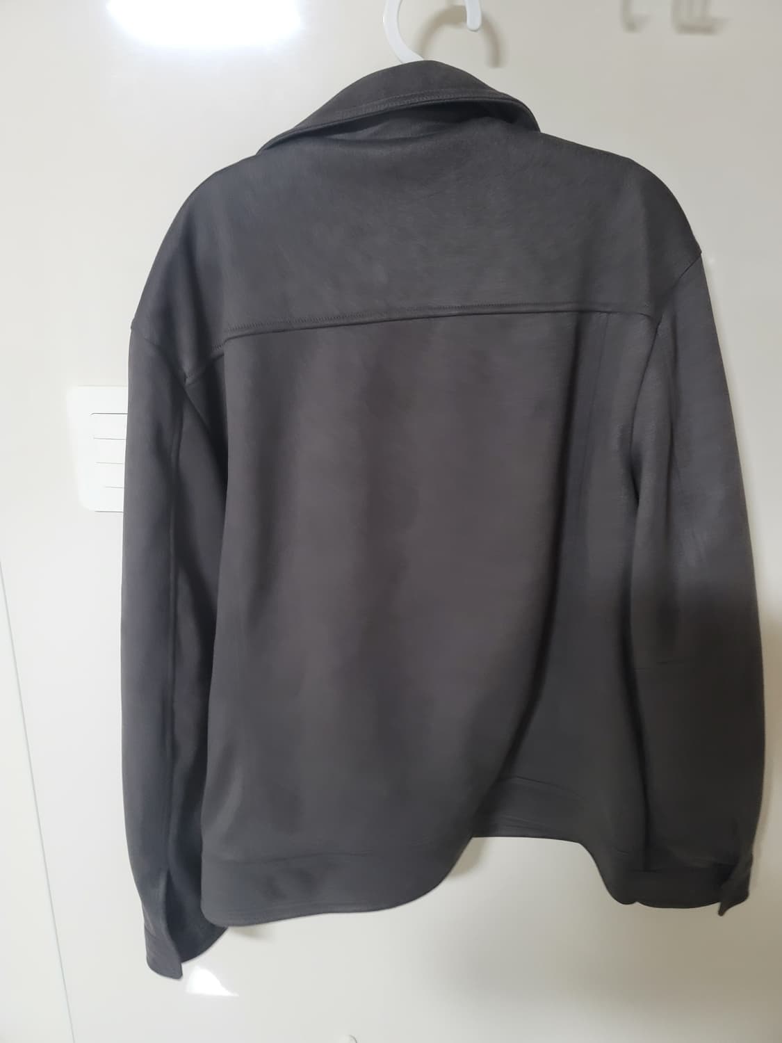 폴햄 세무 자켓 L 100정사이즈 상태극상

색상은 진한그레이  

걸어 상품이미지2