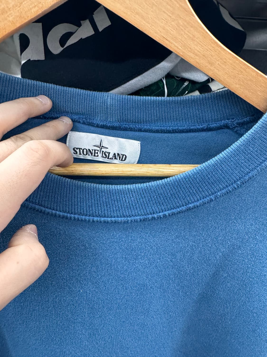 QR정품) 스톤아일랜드 맨투맨 100오버 추천 상품이미지4