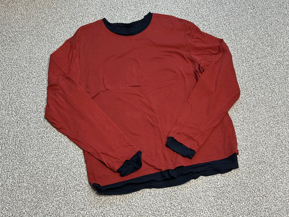 해칭룸 Two Face Linger Tee Red/Navy 상품이미지1