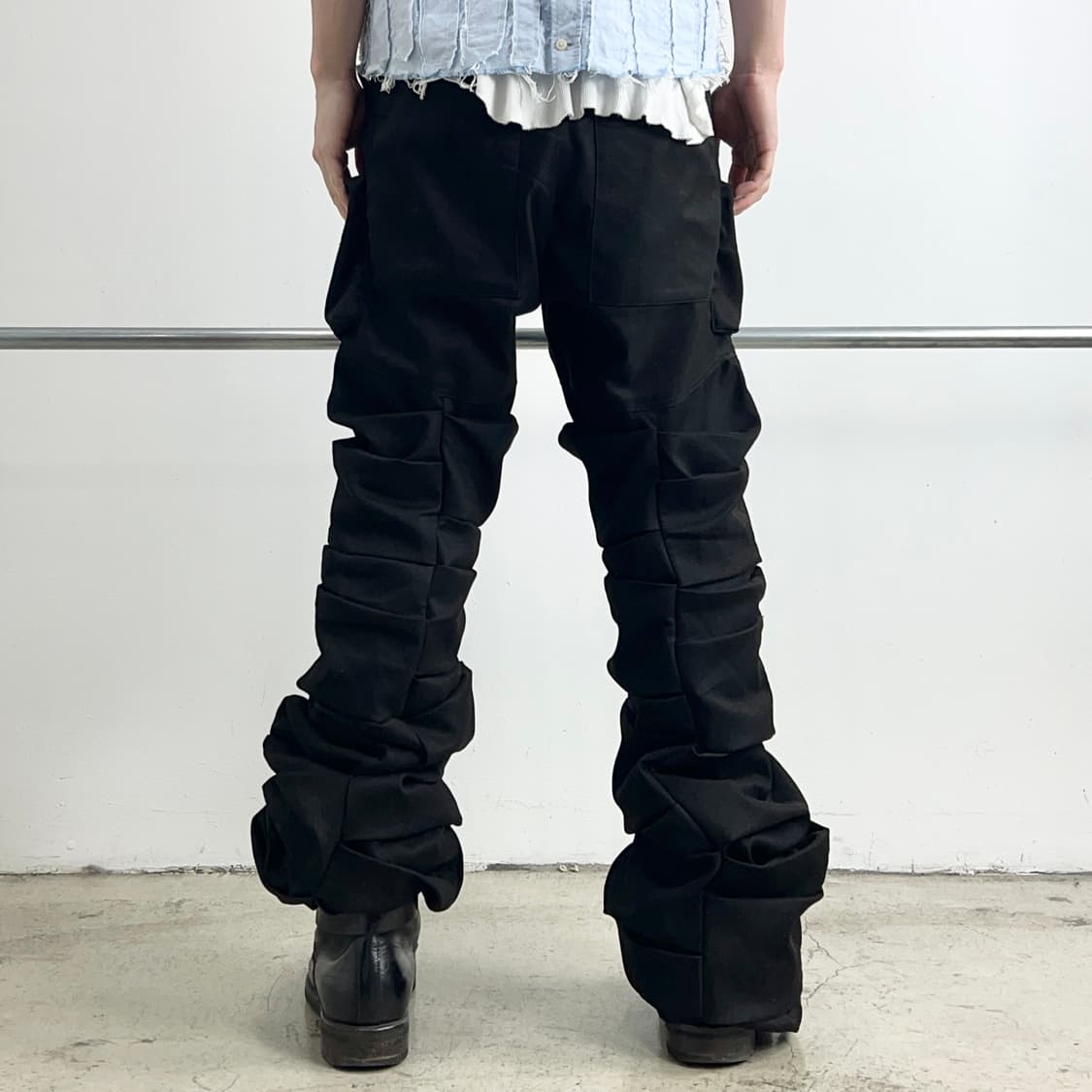 A.F Artefact 턱 볼륨 카고 팬츠 상품이미지3