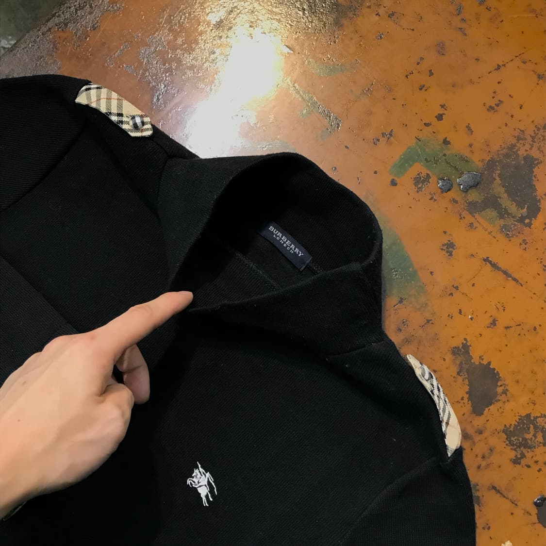 버버리 블랙 하프터틀넥 롱 슬리브 니트 여성 55 사이즈 상품이미지4