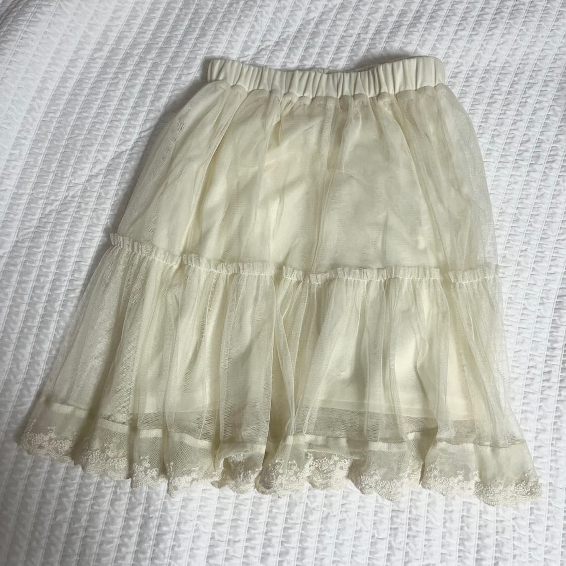 어스뮤직 레이스 스커트 상품이미지1