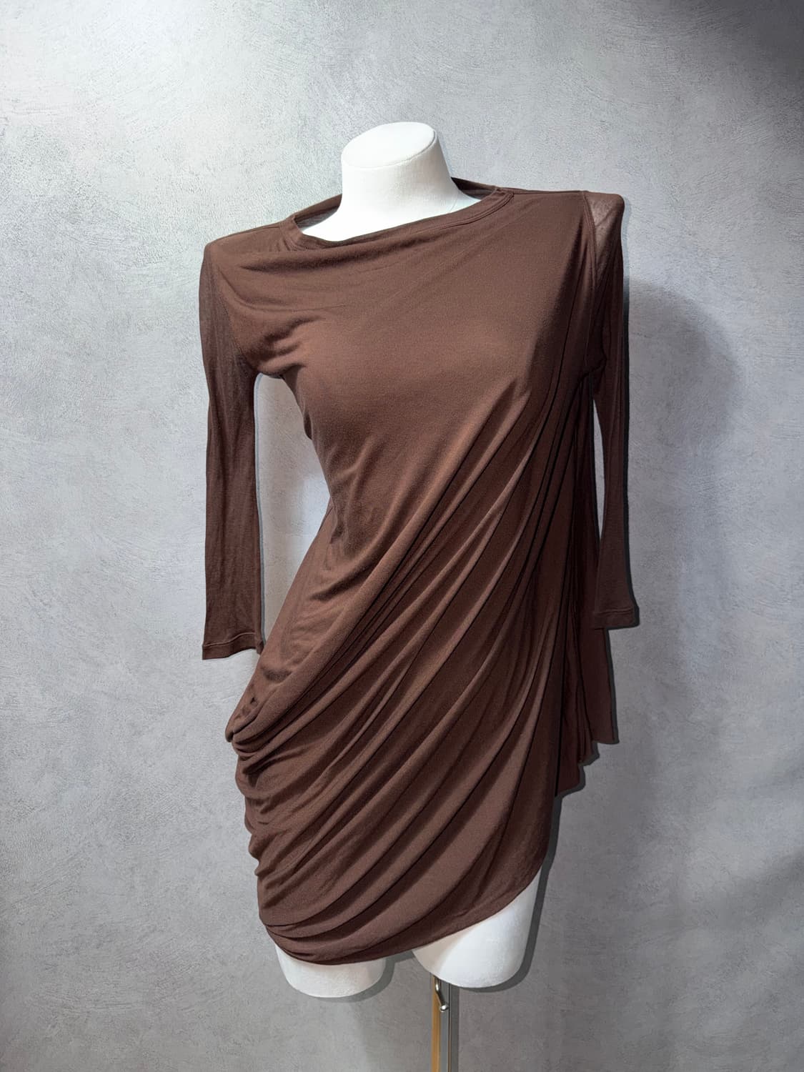 릭오웬스 브라운 드레이프 롱슬리브 상품이미지1