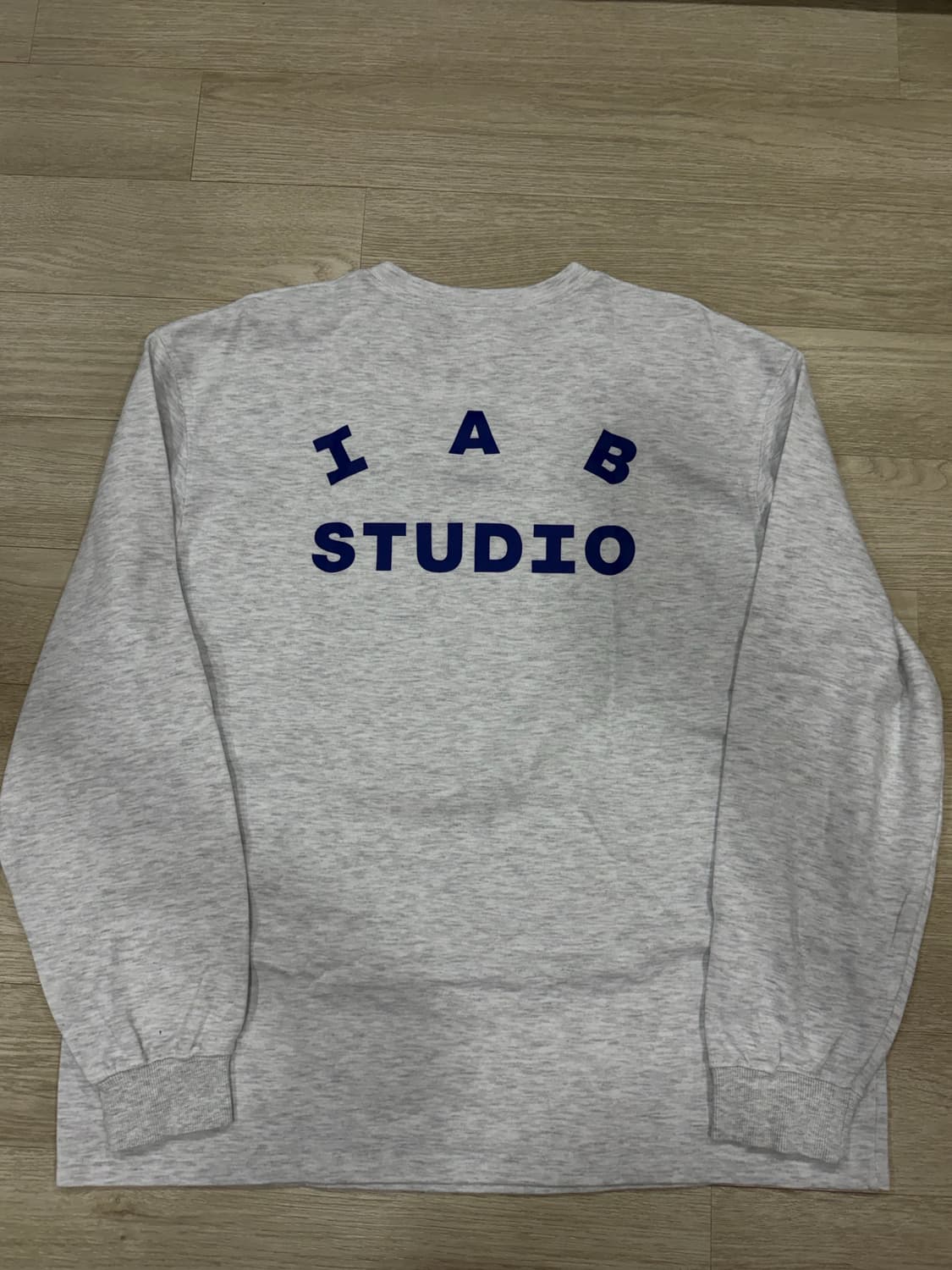 아이앱 스튜디오 롱슬리브 상품이미지3