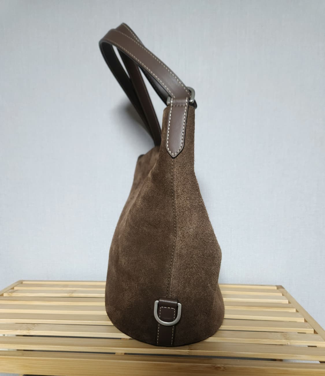 (새상품) 헤지스 스웨이드 숄더백/엣지백 가방 팔아요 상품이미지3