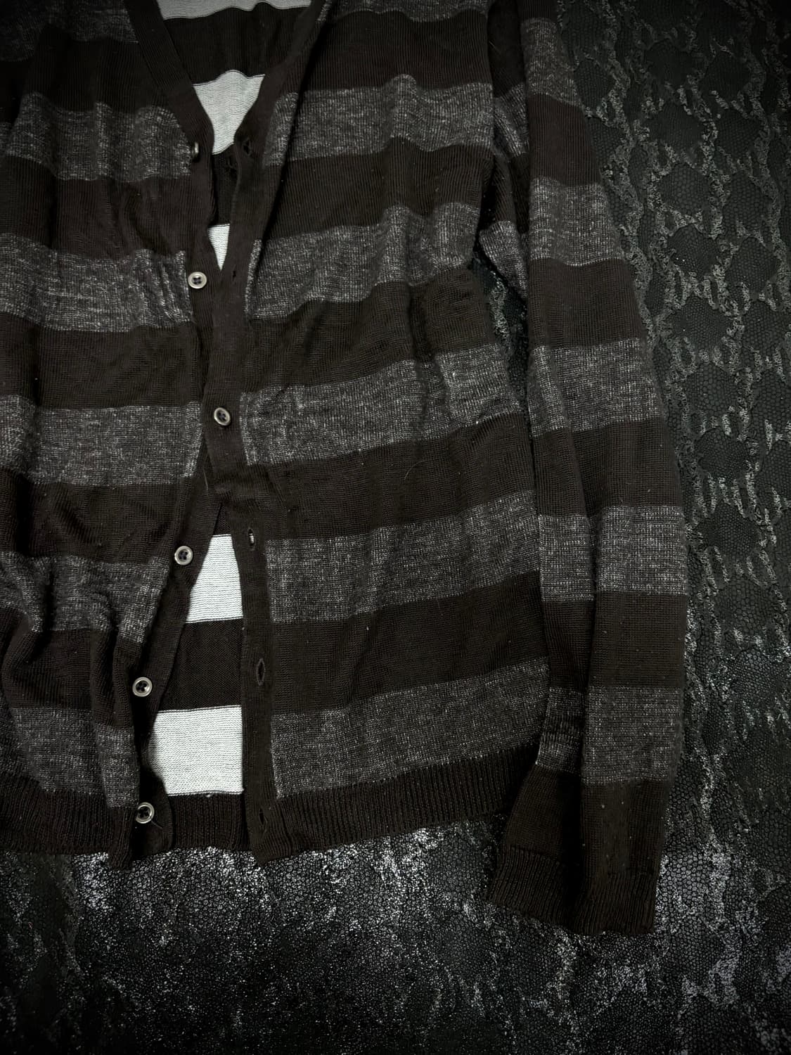 “Vintage” Y2K Black Stripe Cardigan 상품이미지6