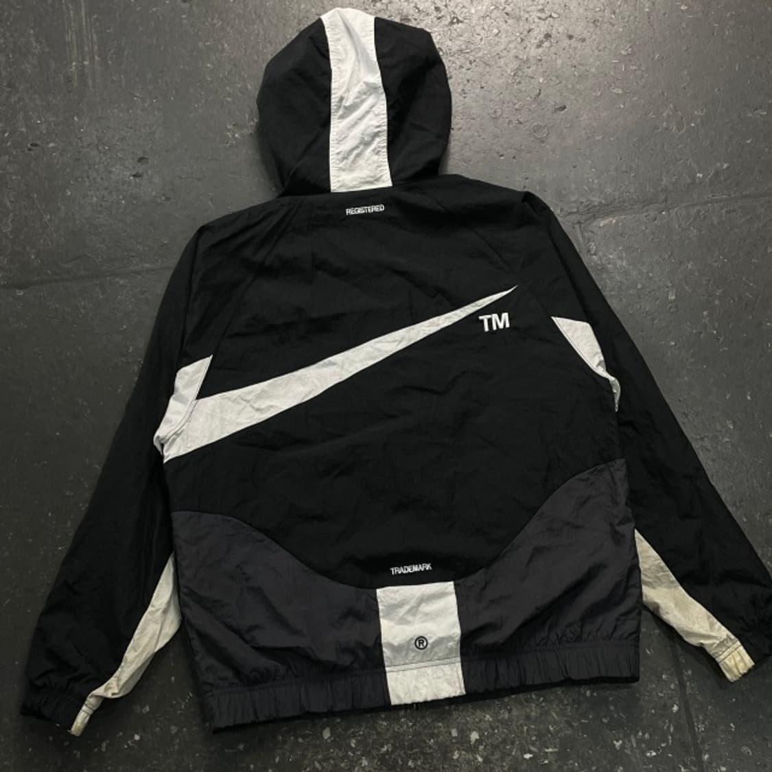 100 나이키 빅스우시 바람막이 상품이미지5