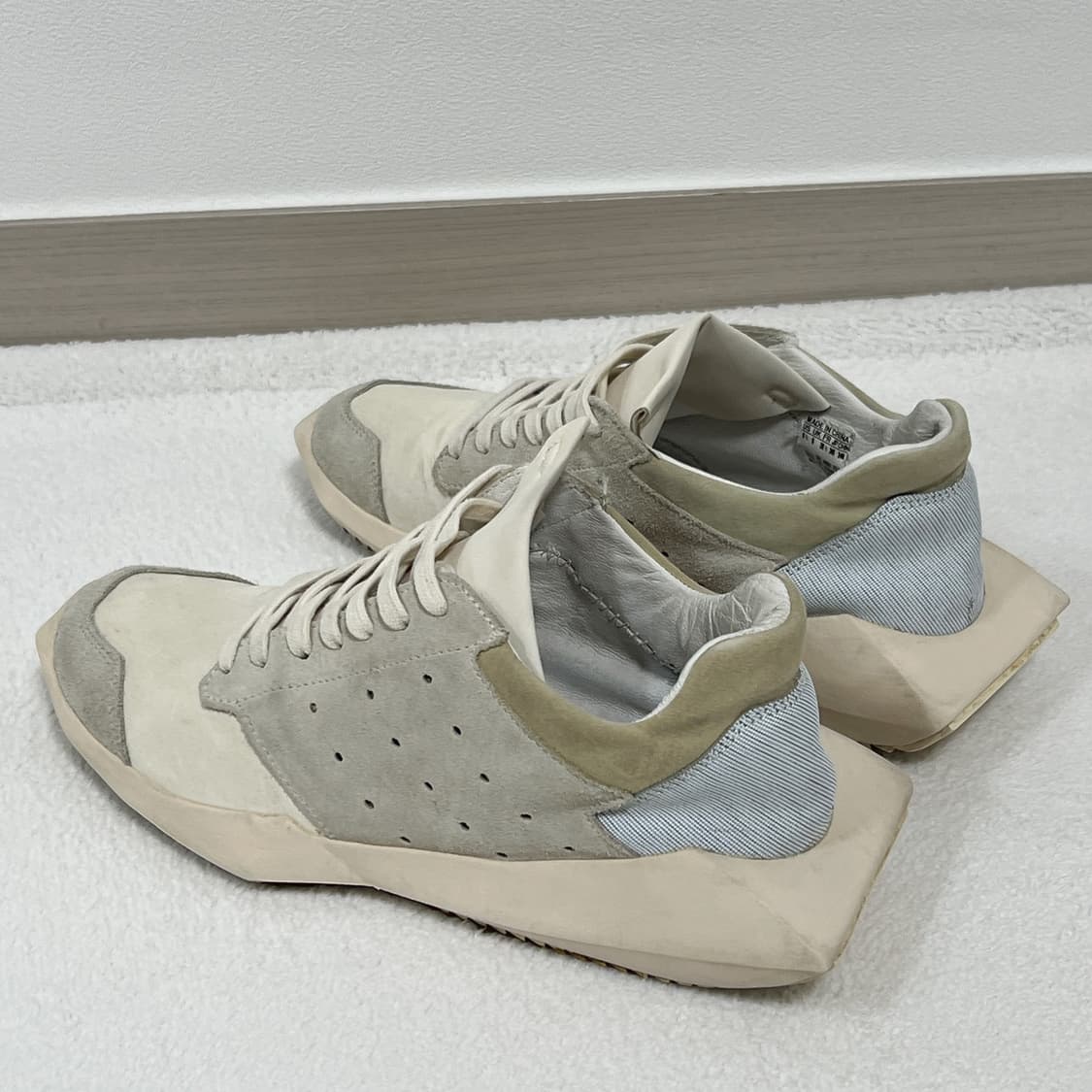 릭오웬스 아디다스 테크러너 화이트 상품이미지2