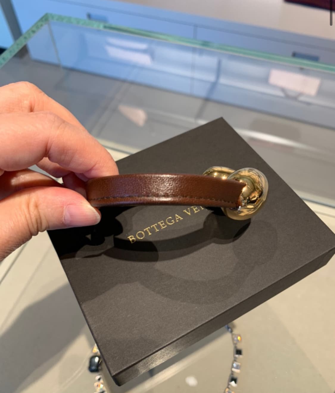 보테가베네타 레더 골드 팔찌 상품이미지5