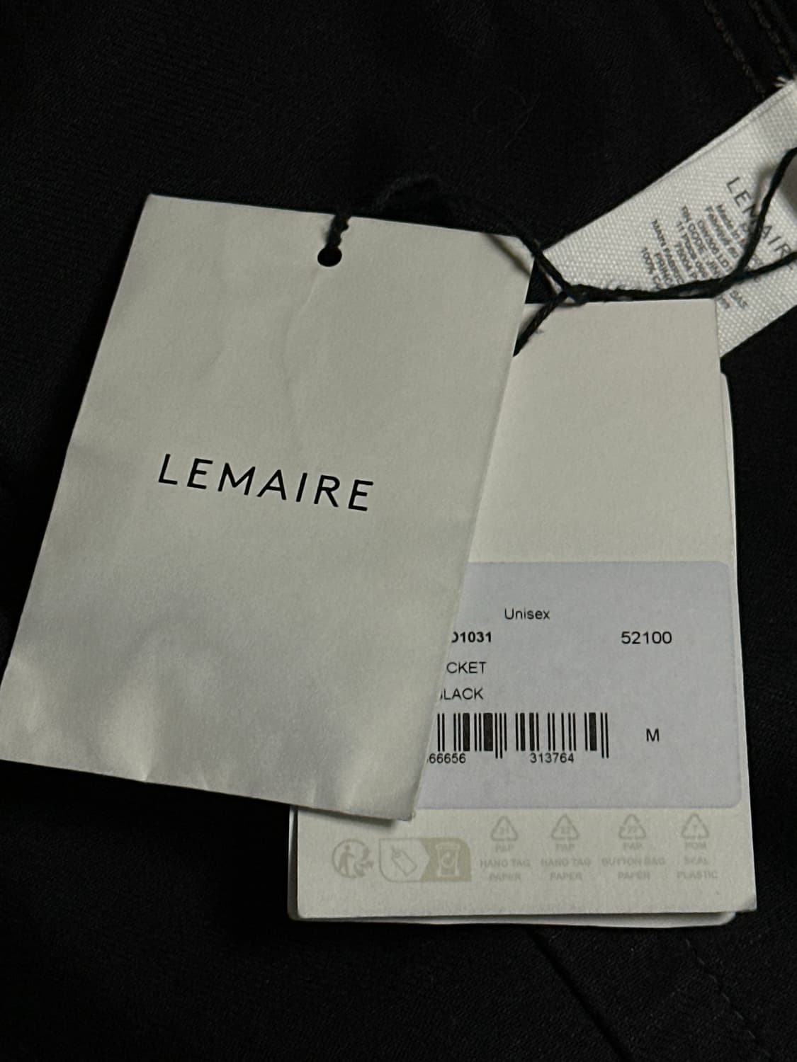르메르 박시쟈켓 블랙 컬러 M 사이즈 판매합니다. 상품이미지3