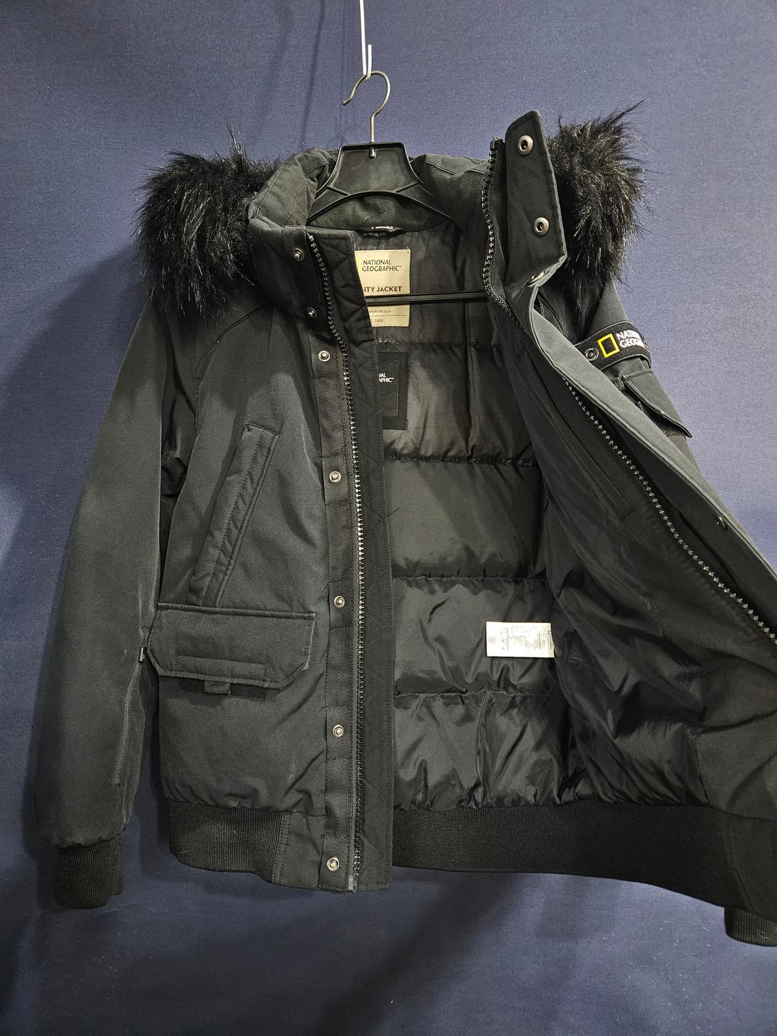 내셔널지오그래픽 블랙컬러 남성 95 다운 숏패딩  상품이미지8