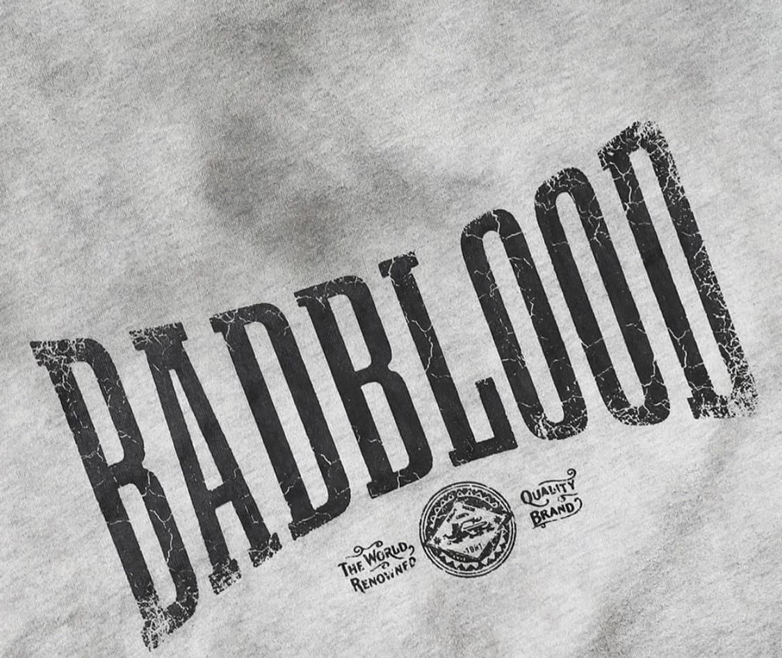 BADBLOOD 배드블러드 커브드 로고 더스티 링거 티셔츠 상품이미지3