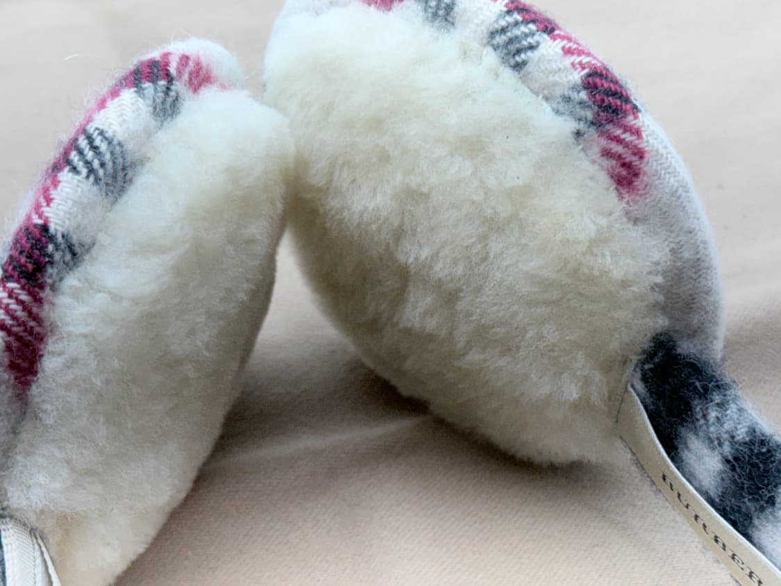 정품)여성 버버리 귀마개 상품이미지6