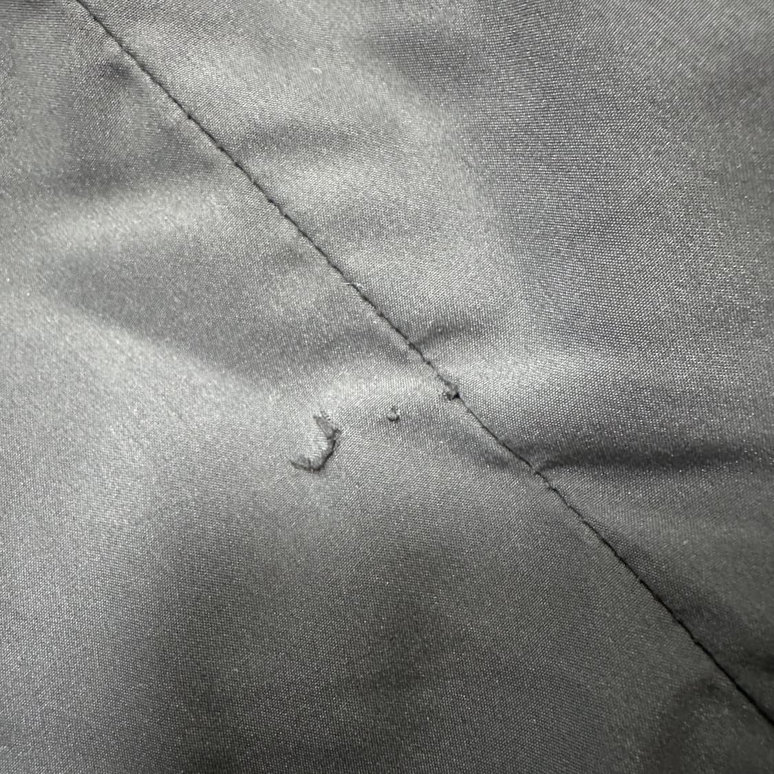 ✨ (내피조끼패딩포함) 입생로랑 덕다운 패딩 점퍼  상품이미지9