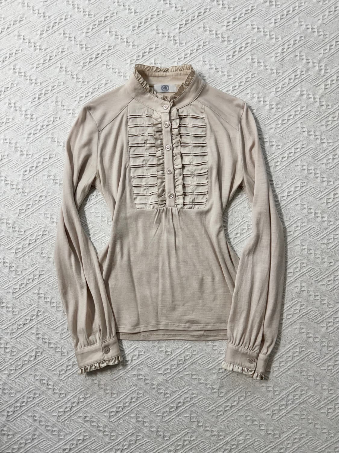 울 러플 버튼 넥 롱 슬리브 블라우스 상품이미지1