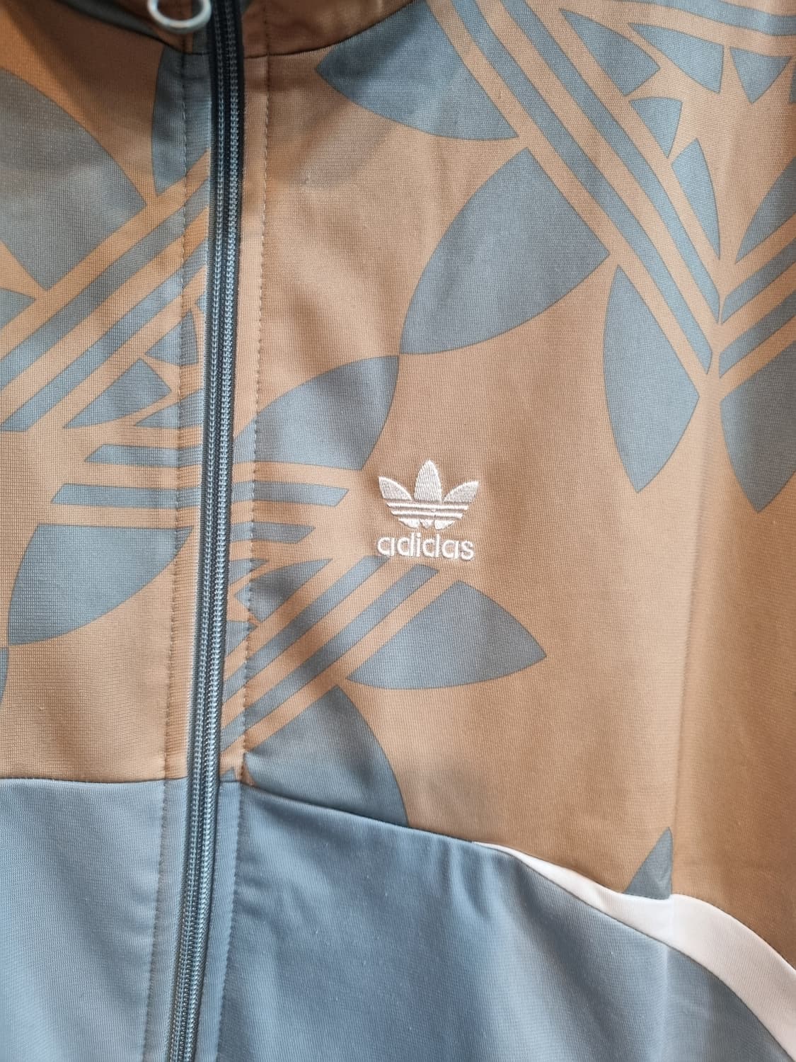 아디다스 여성트랙탑 상품이미지3