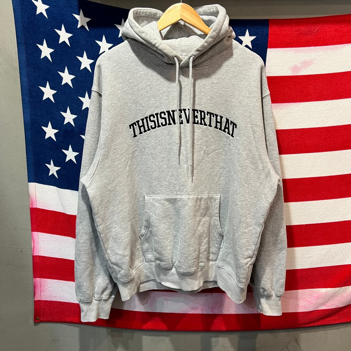 디스이즈네버댓 회색 기모 후드티 상품이미지1