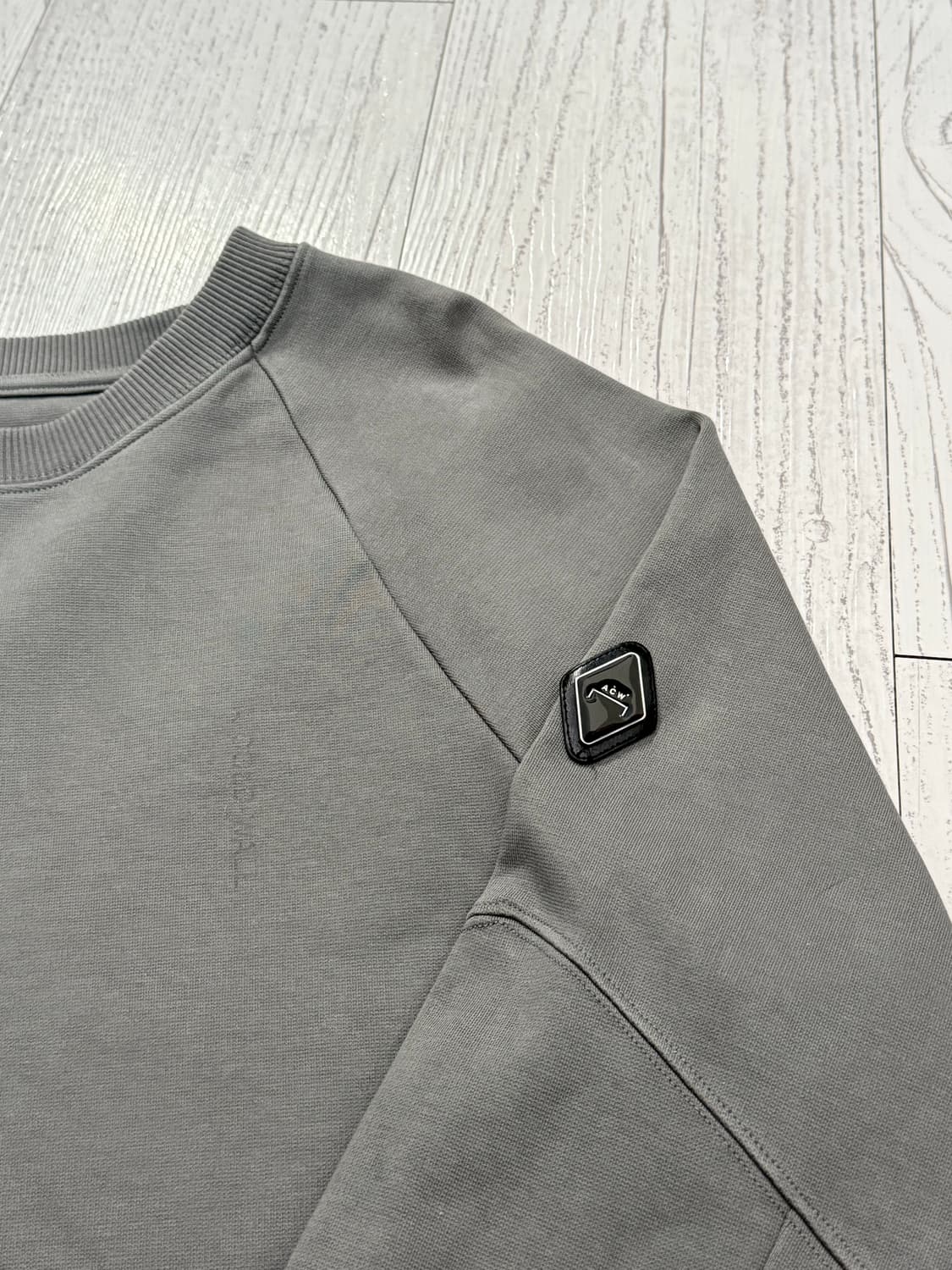 어콜드월 맨투맨 M 상품이미지4