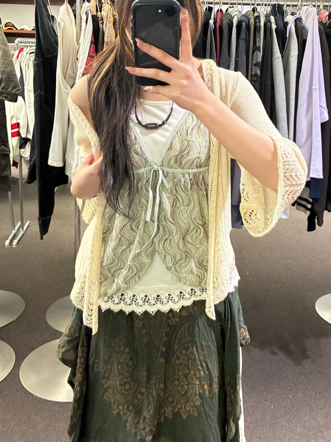 OS)Japanese vintage 여성 펀칭 디테일 니트 가디건(이염) 상품이미지1