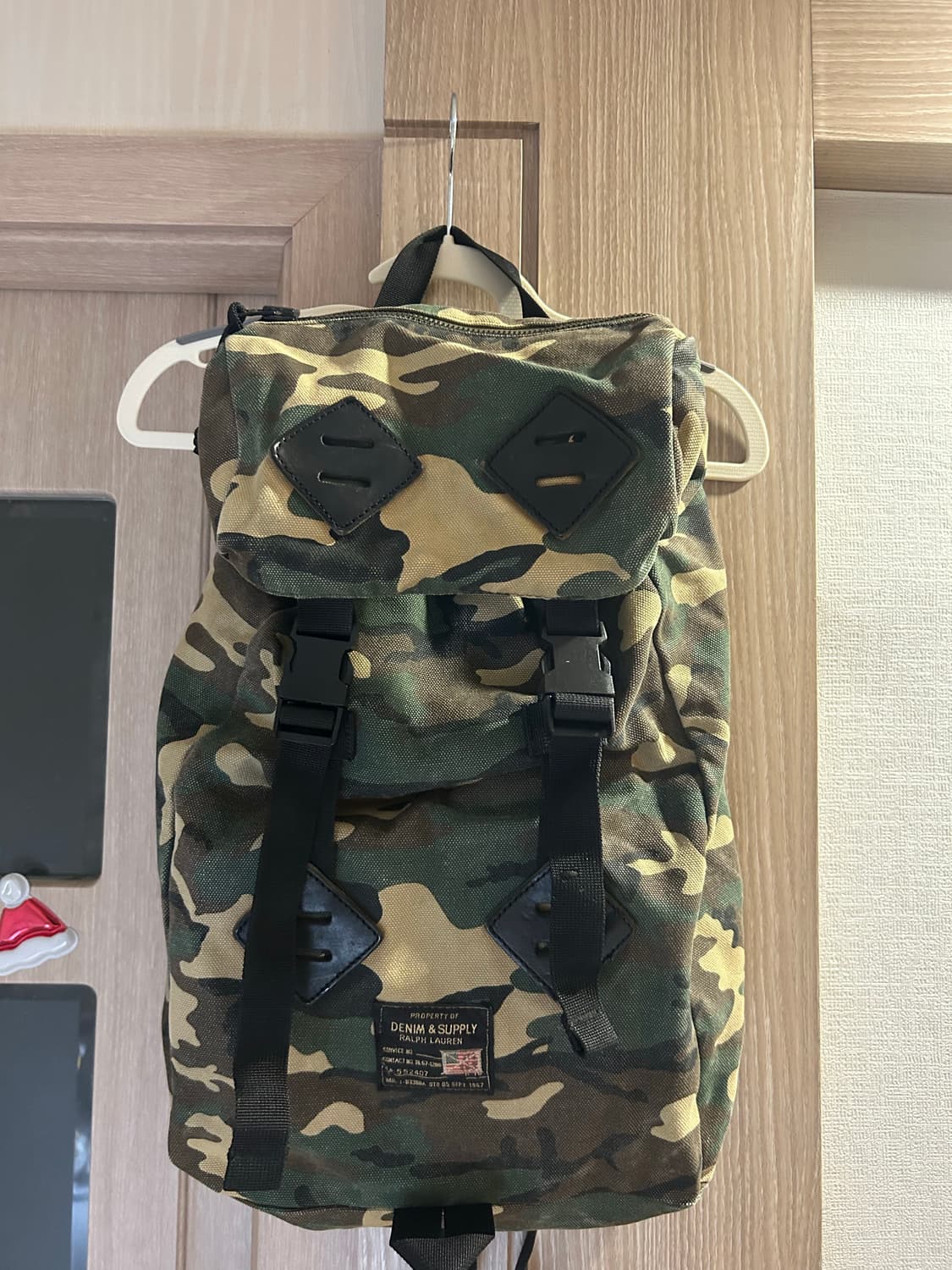 데님앤서플라이 카모플라주 럭색 백팩 상품이미지1