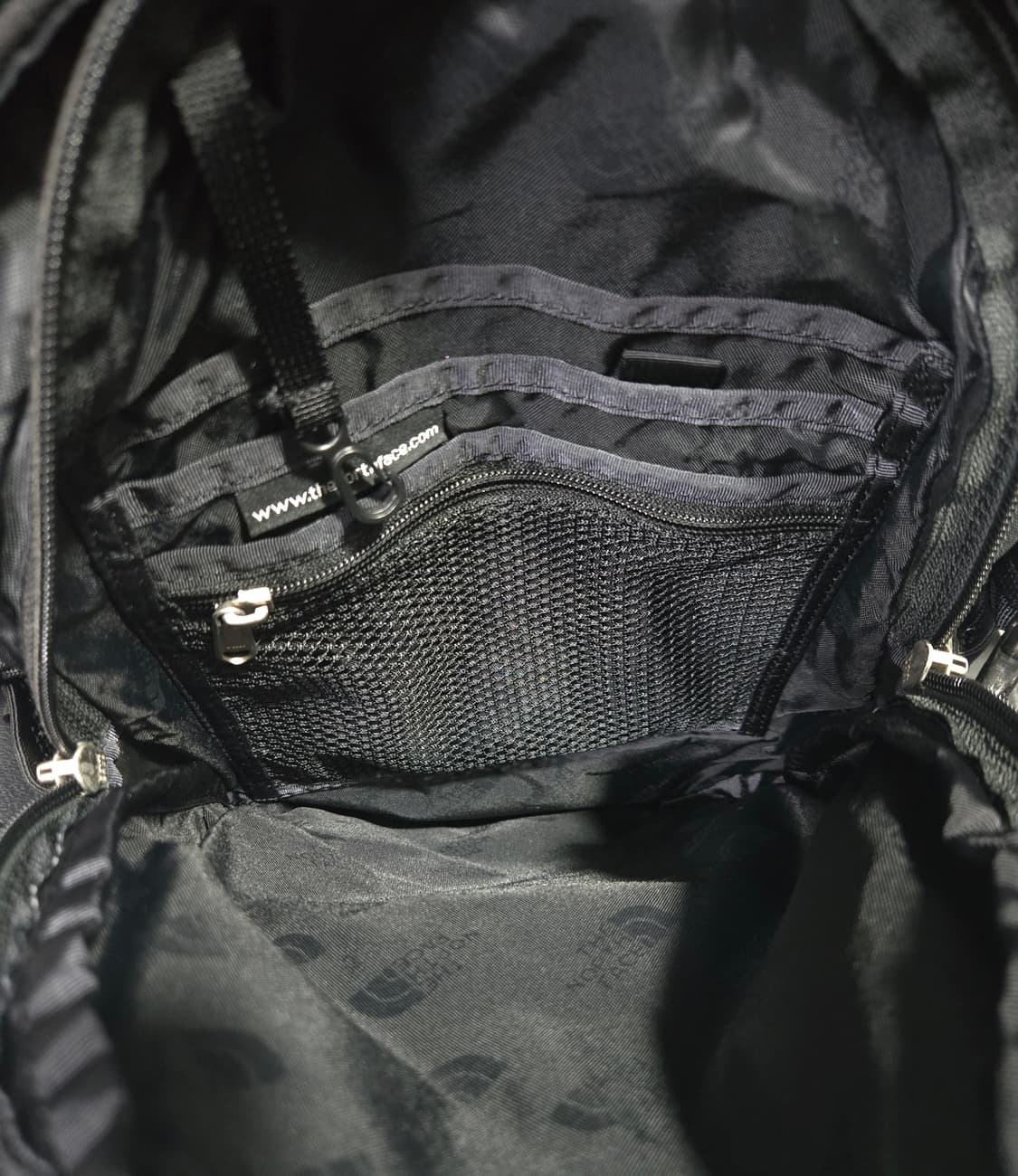 노스페이스 에센셜 스트링 테크웨어 백팩 20L 상품이미지7